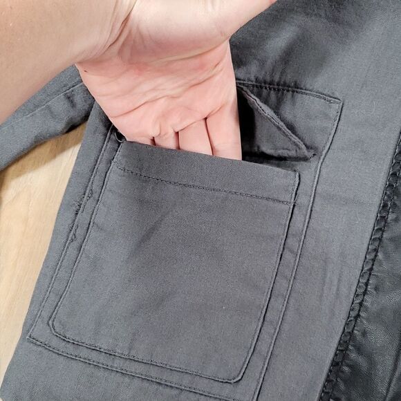 🔺️Apt 9 Gray & Black Faux Leather Zippered Cropped Moto Jacket Medium - Picture 9 of 13